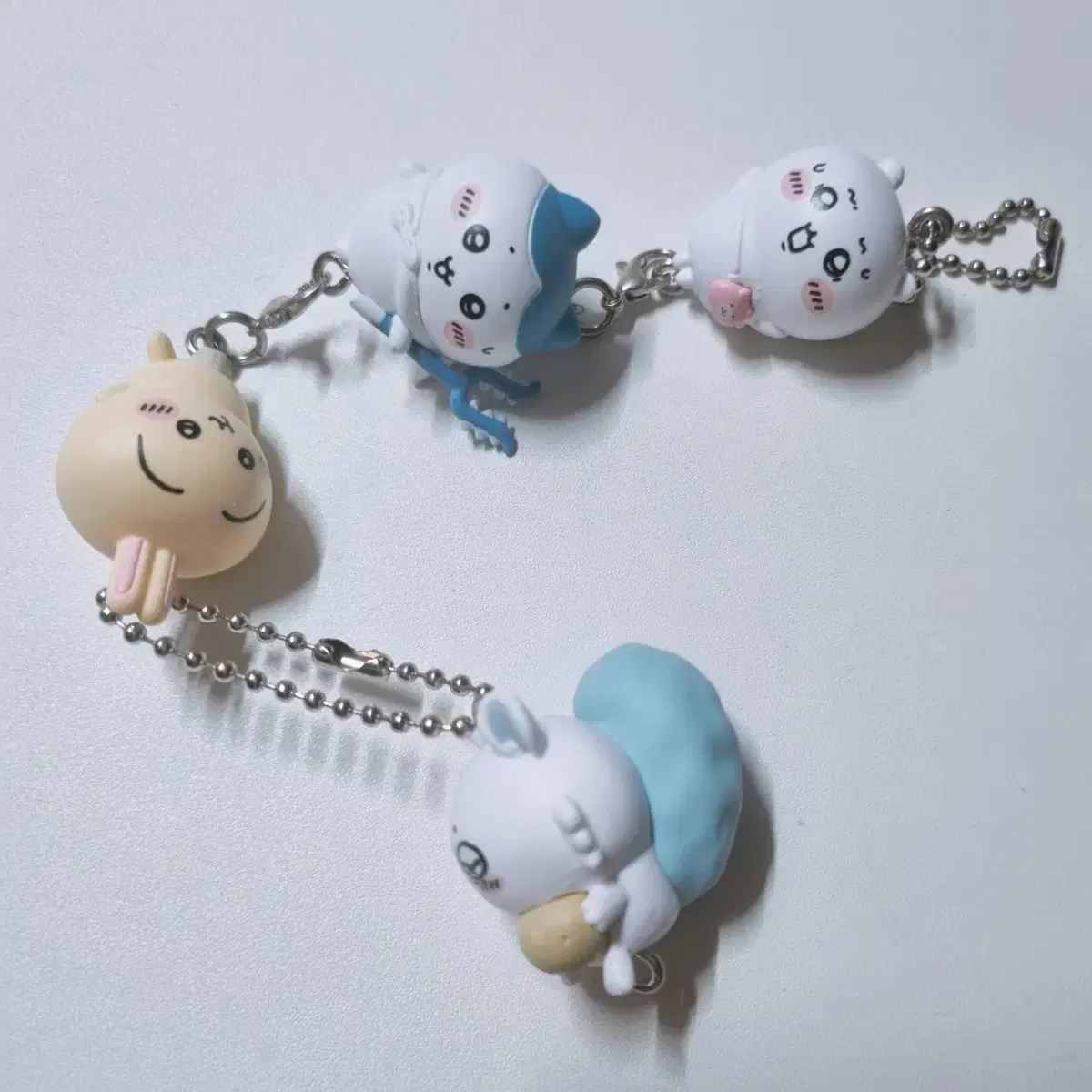 Chiikawa Dangle Connecting Keyring Keyholder Gacha Hachiware Usagi Momonga