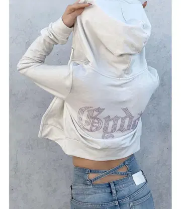 GYDA 숏 화이트 라메 후드티