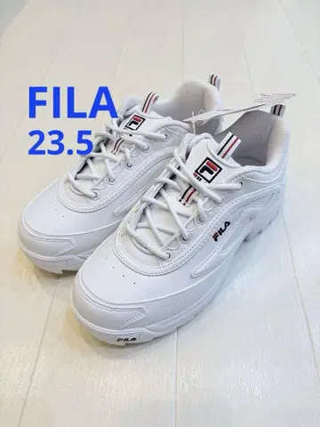 새상품 FILA 화이트 스니커즈 스포츠 슈즈 23.5
