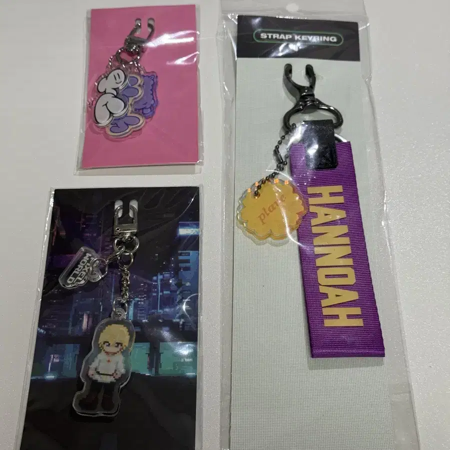 PLAVE | 플레이브 PLAVE 6 Yeoreum Strap Keyring - Hamin #육