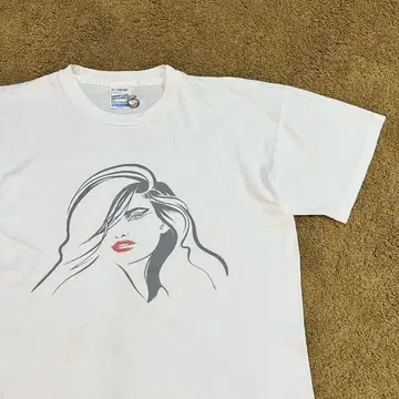 여성 프린트 아일랜드 제 멋진 프린트 구제 의류 티셔츠