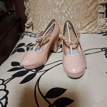 핑크 펄 장식 미들 힐 펌프스 23.5cm