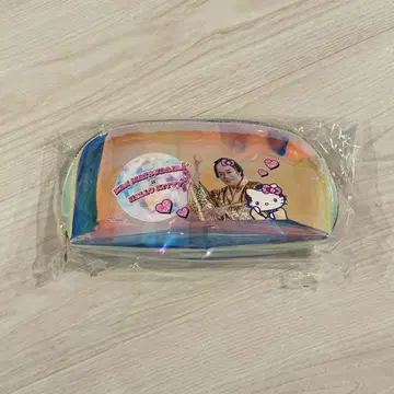 마츠켄 키티 오로라 클리어 파우치 콜라보
