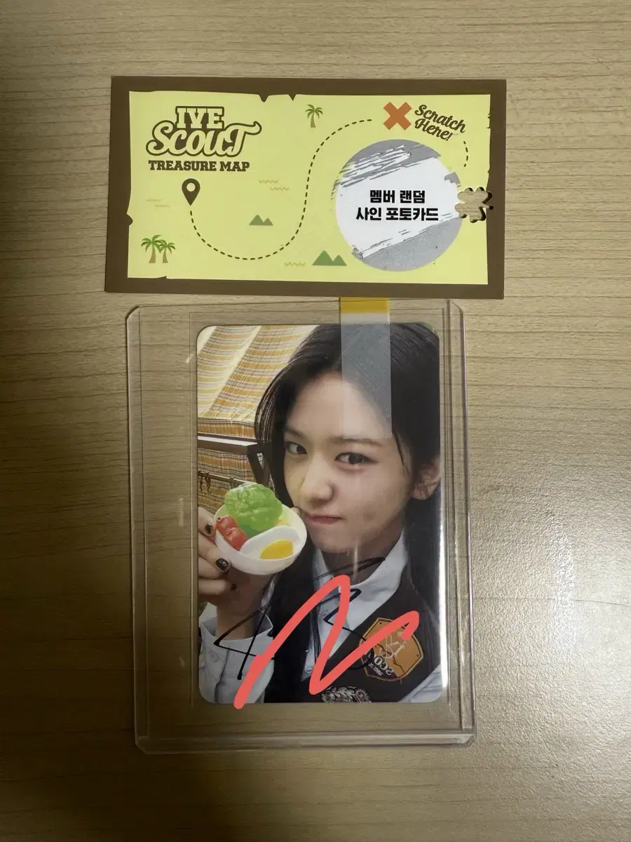 Ive Yujin Dive Zone fan con signature sign poca photocard wts