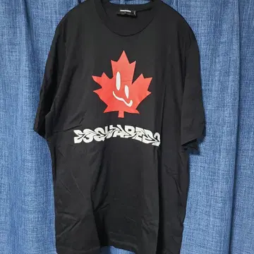 DSQUARED2 오버 사이즈 캐나다 메이플 리프 티셔츠