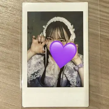 마나베 나기사키 폴라로이드 LARME 의상