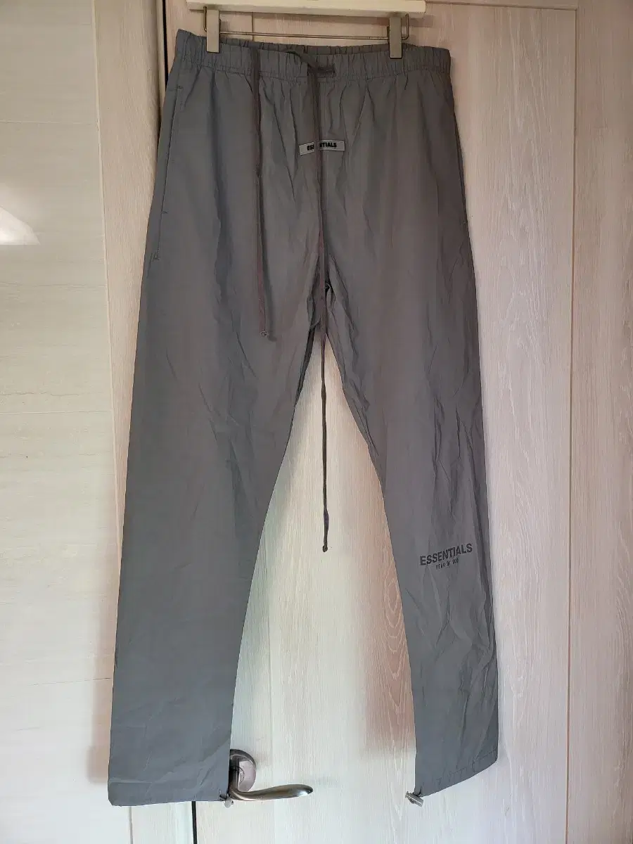 Essential Training Functional Woven Pants, New with Tags, M (29~31), Luxury
