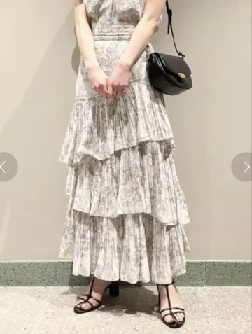 SNIDEL 볼륨 티어드 스커트 LGRY 0