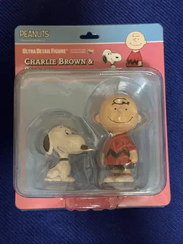 PEANUTS 찰리 브라운 & 스누피 피규어