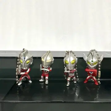 울트라맨 키링 스윙 볼체인 타로 에이스 잭