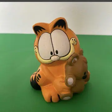 USA 빈티지 가필드 푸키 피규어