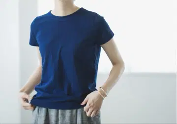 북유럽 생활용품점 퍼머넌트 에이지 티셔츠 네이비