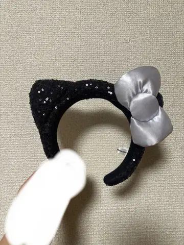 kitty 블랙 스팽글 머리띠
