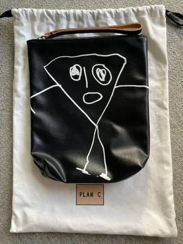 새상품급 plan c 플랜시 프린트 백 Black