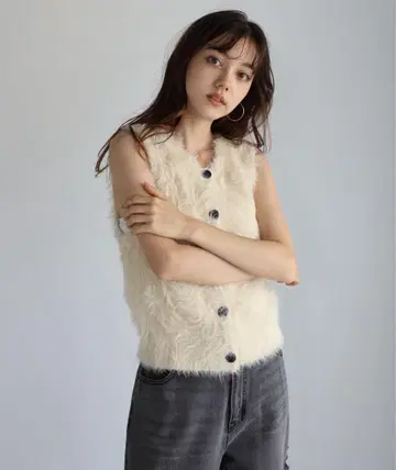 봉쥬르 사간 앞뒤 2WAY 페더 얀 베스트 퍼 썸머 니트