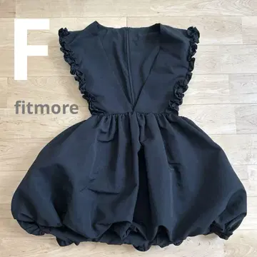 fitmore 핏모어 블랙 벌룬 프릴 베스트 프리 사이즈