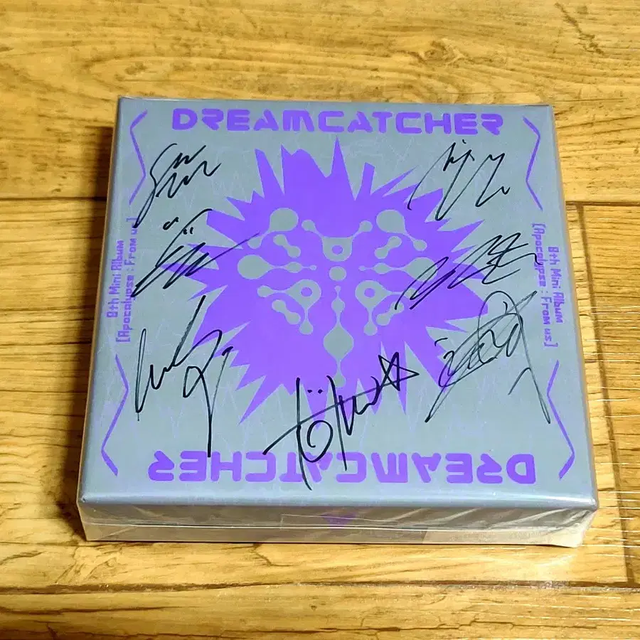 Shop dreamcatcher signed on Bunjang Global Site - No more