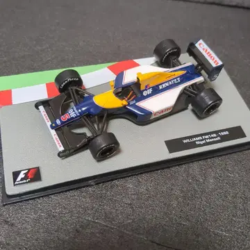 WILLIAMS FW14B - 1992 나이젤 만셀