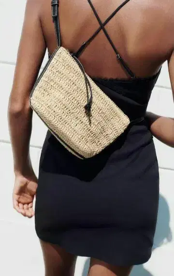 자라 ZARA 우븐 숄더백 베이지