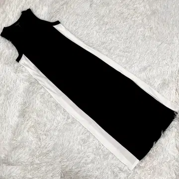 [미사용급] 블랙 사이드 화이트 슬리브리스 롱 원피스 XS