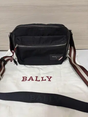 BALLY 블랙 숄더백