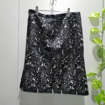탈봇 블랙 올 패턴 타이트 스커트 사이즈 6