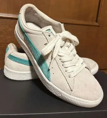 Puma 스웨이드 스니커즈 23cm