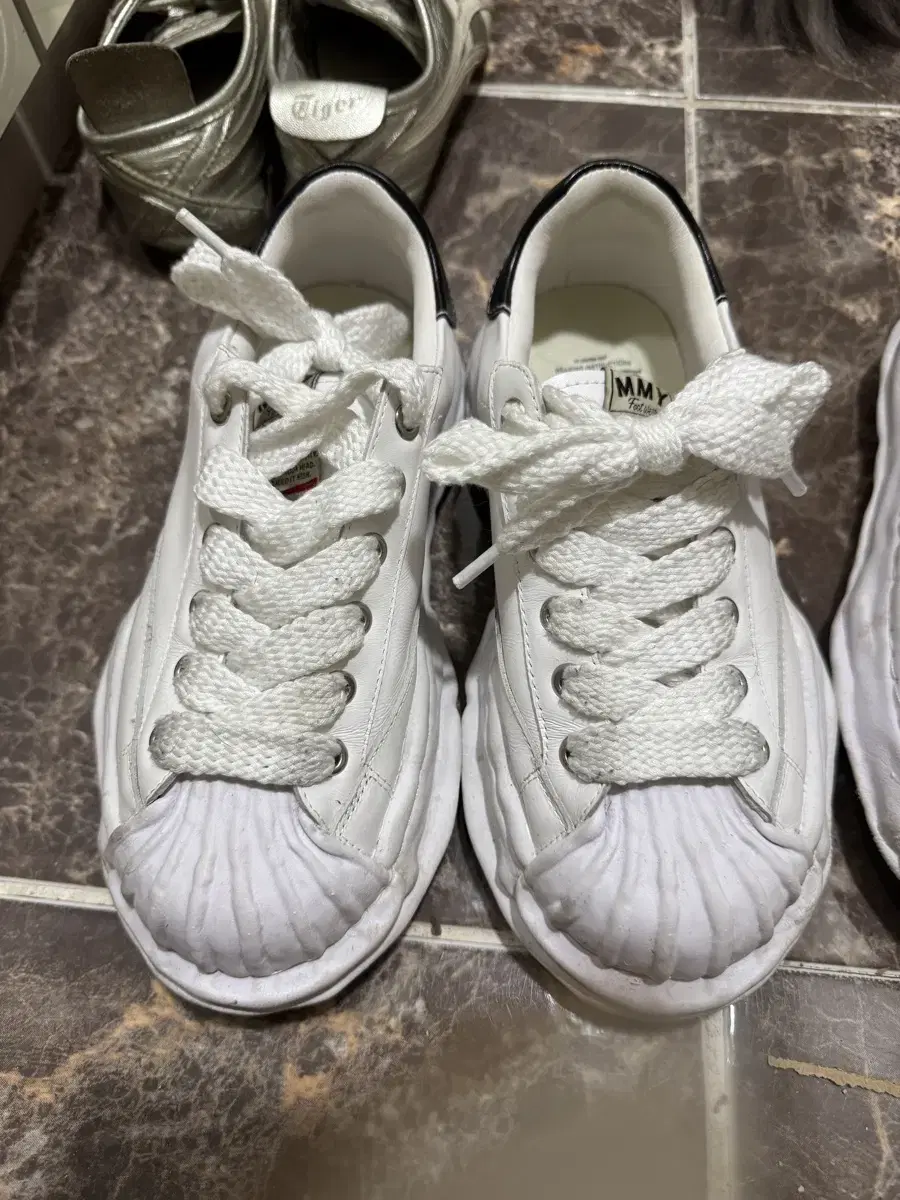 MMY Maison Mihara Yasuhiro Blakey Sneakers OEM product 230