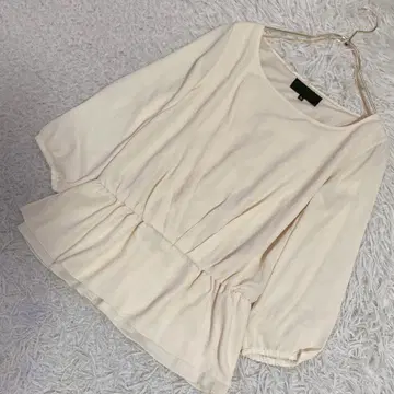 UNTITLED 블라우스 아이보리 0 청순 내추럴 심플 깔끔