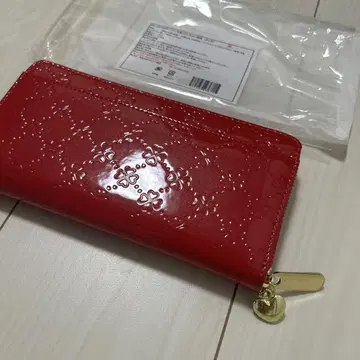 미사용 새상품   접이식 지갑   클로버  소가죽