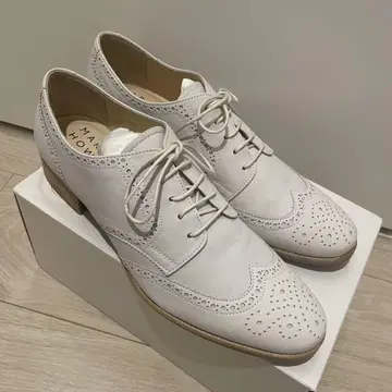 Margaret Howell 화이트 옥스퍼드 신발 23.5cm