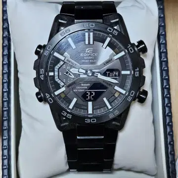 EDIFICE 5698 JA 블랙 솔라 시계