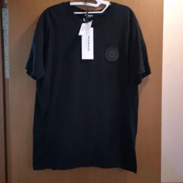 귀중한 사이즈 1PIU1UGUALE3 블랙 러버 와펜 티셔츠