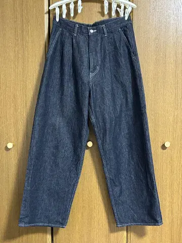 그라프 페이퍼 Colorfast Denim TwoTuck Pants 1