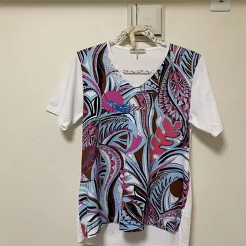 EMILIO PUCCI 컬러풀 V넥 티셔츠