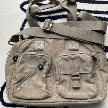 Kipling 베이지 숄더백