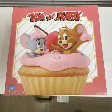 톰과 제리 빅 소프트 비닐 피규어 Sweet Cupcake