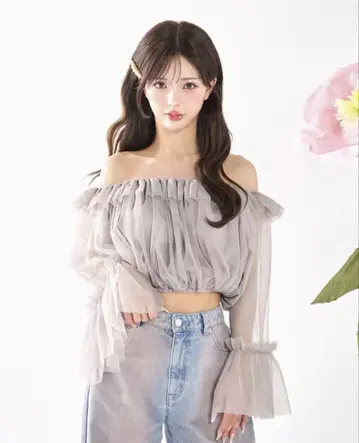 미사용 새상품 택 포함 darich 오프숄더 튤 볼륨 상의