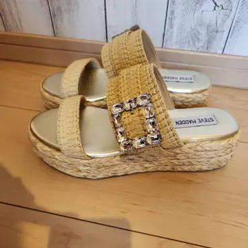 Steve Madden 라피아 플랫폼 샌들 비쥬
