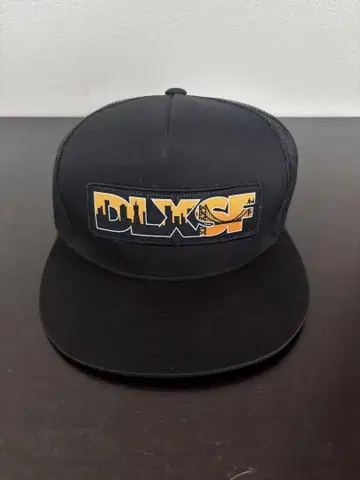 레어 DLXSF 디럭스 샌프란시스코 캡