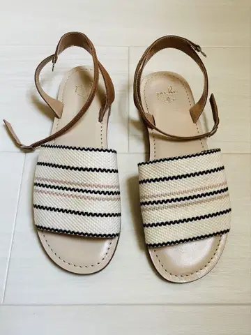 거의 미사용 샌들 24cm 컴포트 발목 발레 레이스업