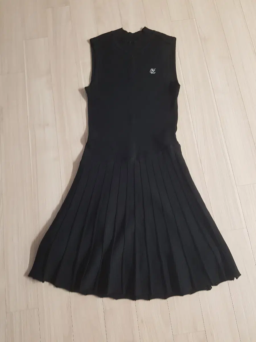 Fair Liar S Onepiece St. Andrews Inner M