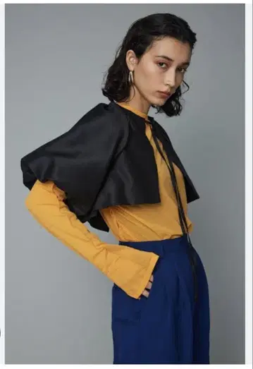 HeRIN.CYE 케이프 새상품 미사용