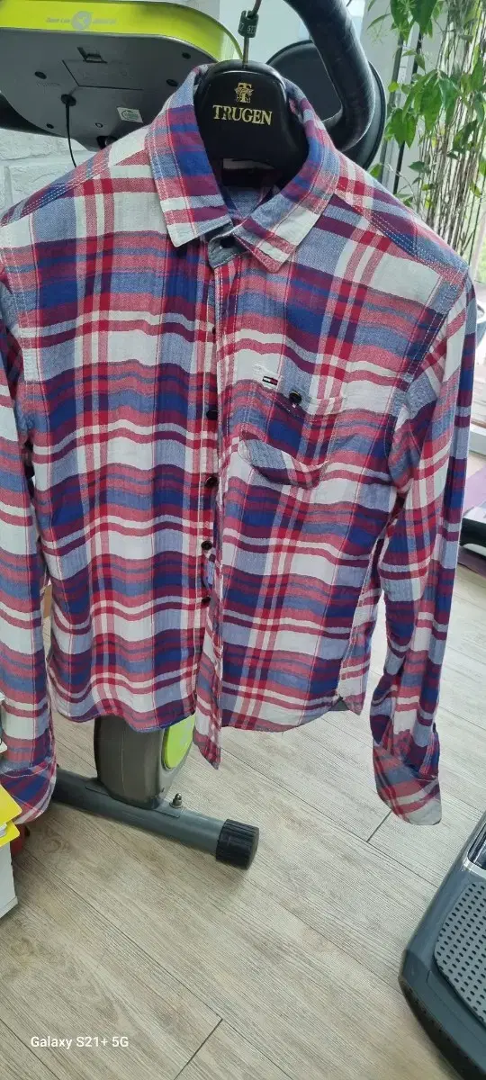 Men's Shirt. Tommy Hilfiger