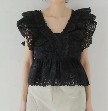 Sea New York Marley Pleated Flutter 블라우스