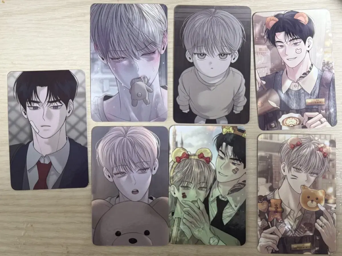 Wolgu Monday's Savior Up-Pee Spilled Blood Poca Photocard wts