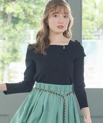 아시메 리브 오프숄 펄 니트 풀오버 블랙