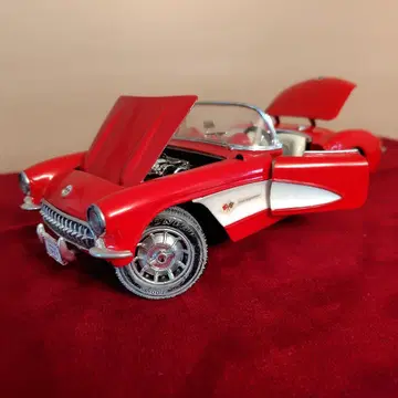 1967 코르벳 오픈카 빨간색