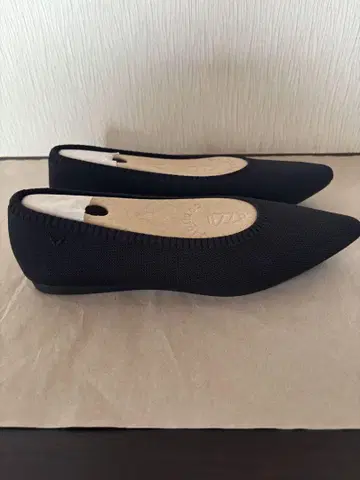 비바이아 플랫슈즈 블랙 24~24.5cm 스틸레토 펌프스