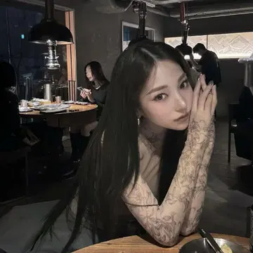 멜트 레이디 melt the lady lily tatoo tops